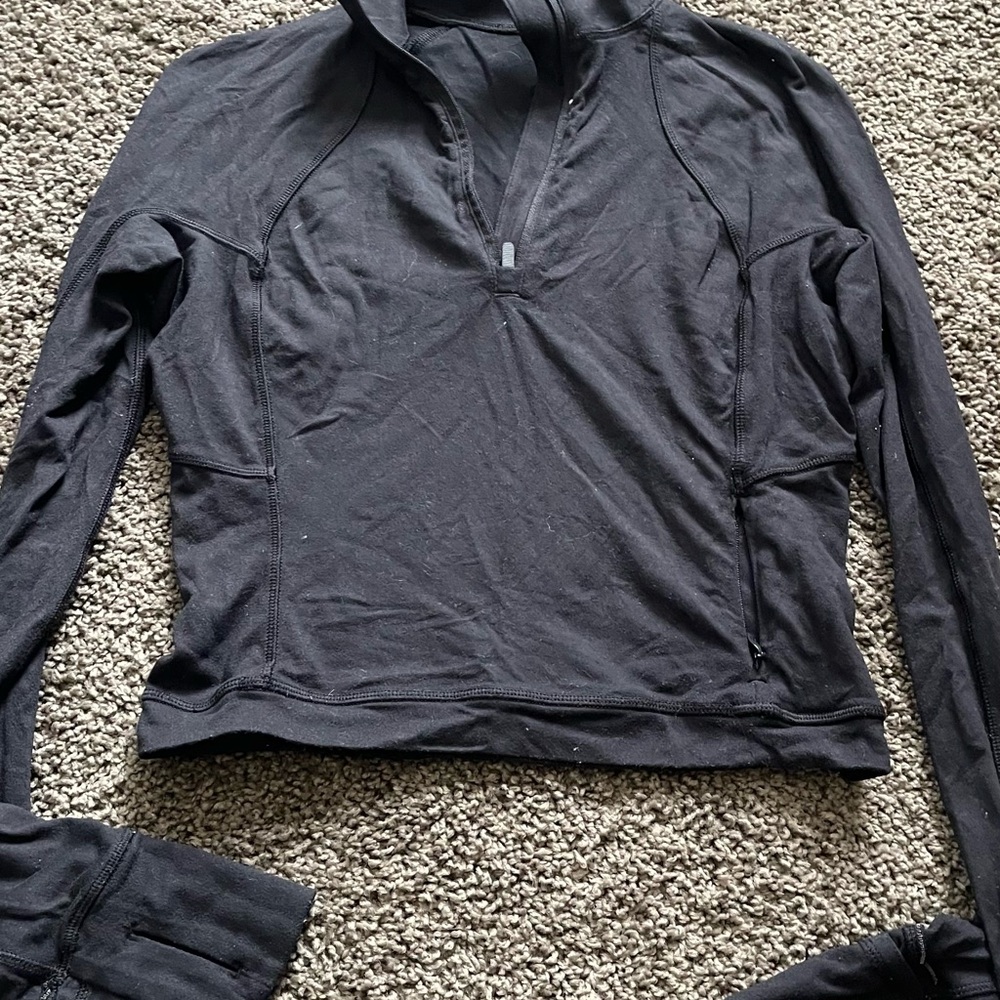 lululemon athletica Black Crop Top